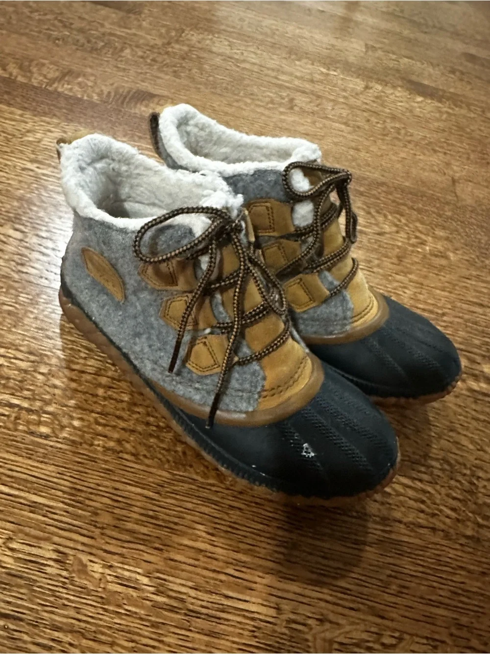 Sorel Black, Tan & Gray Women’s Insulated Duck Boots